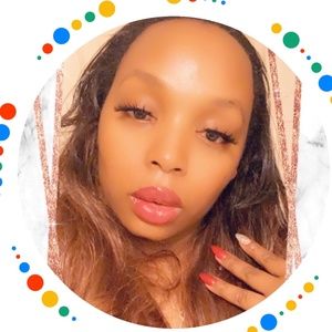 Meet your Posher, Felicia